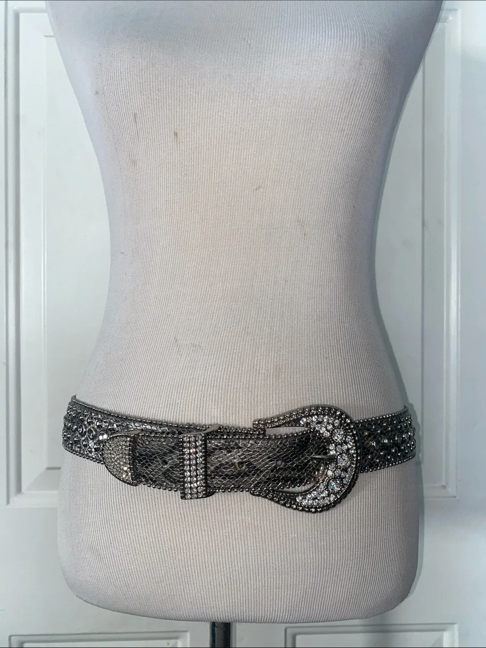 Vintage Chicos Rhinestone & Stud Metallic Snake Skin Western Belt Silver M